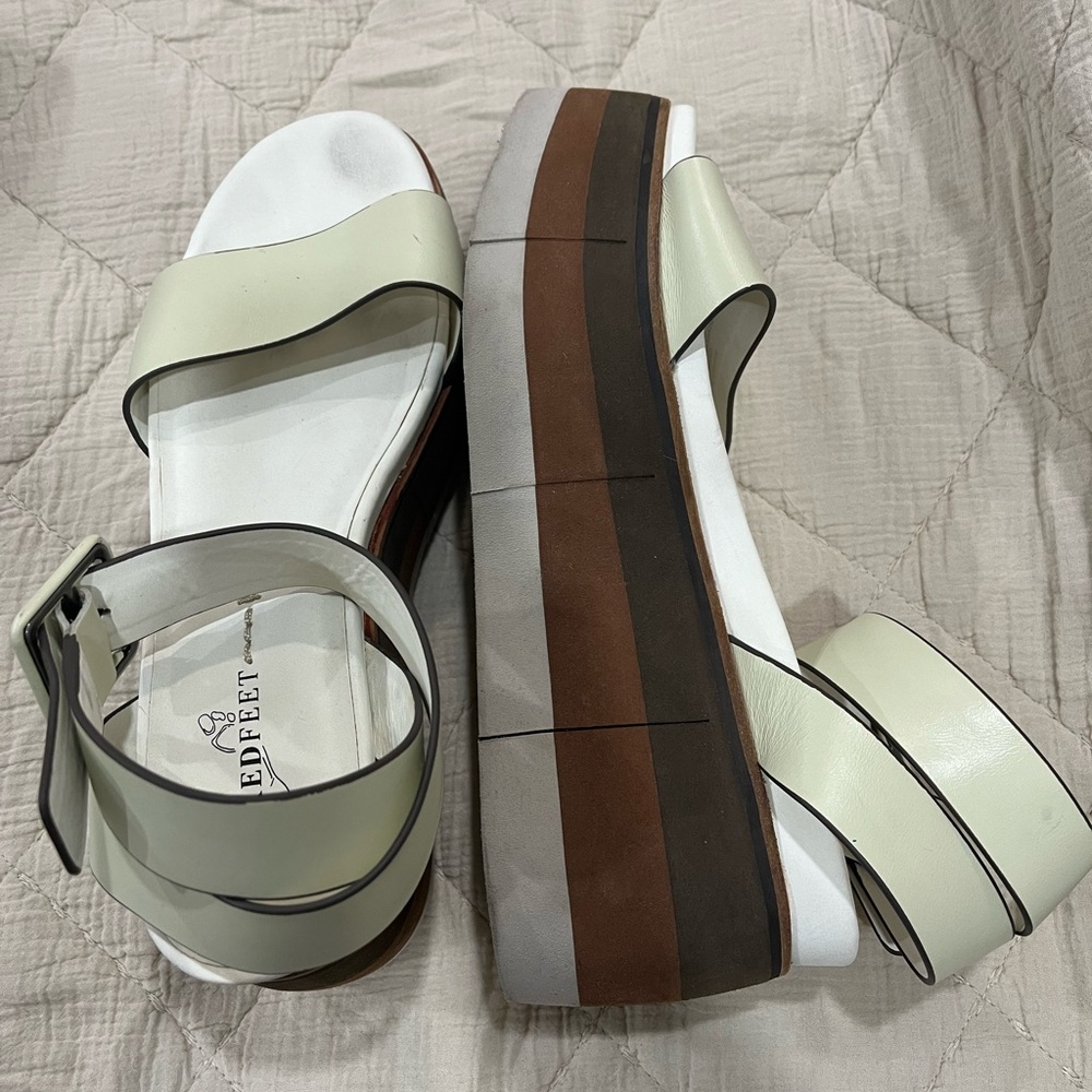 Naked Feet GEO leather wedge in Mist Great condition 9.5